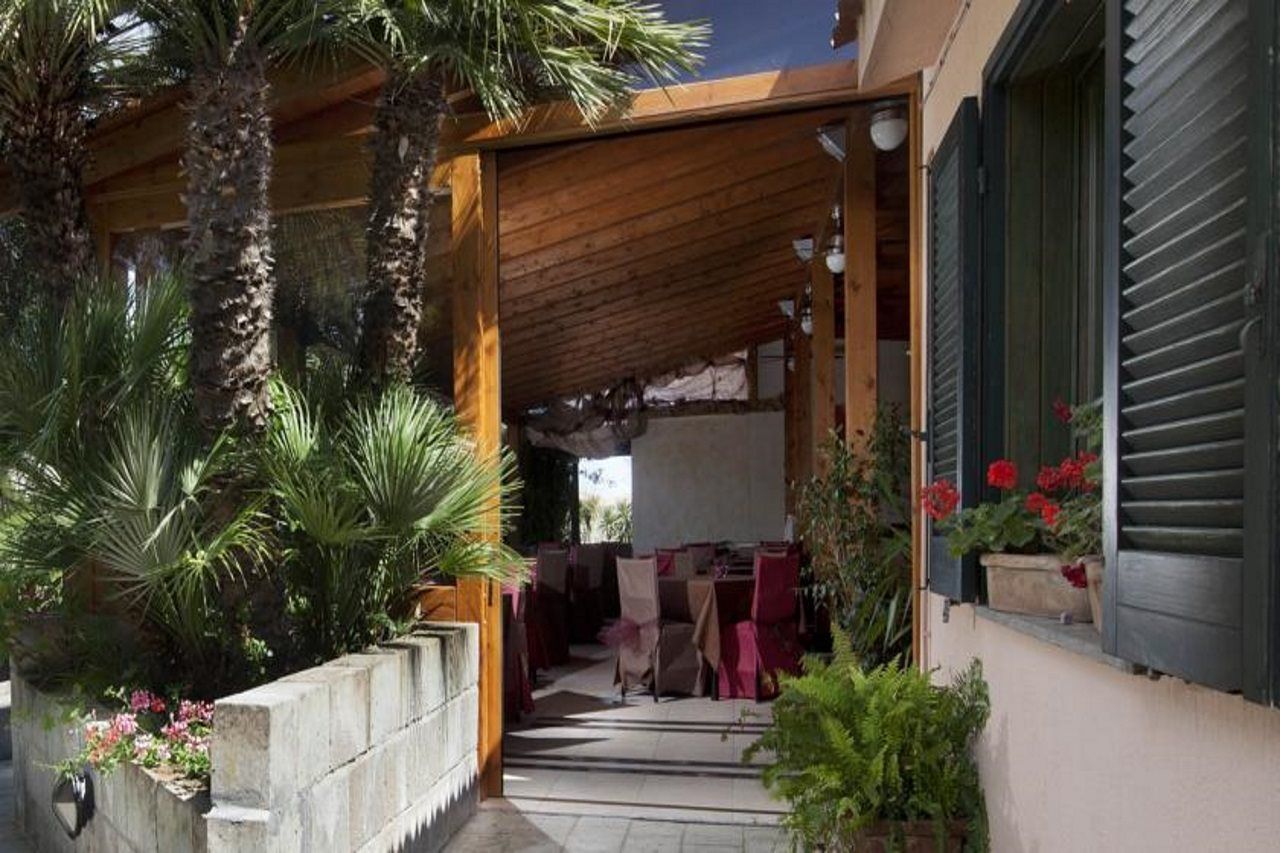 Albaruja Hotel Costa Rei Dış mekan fotoğraf