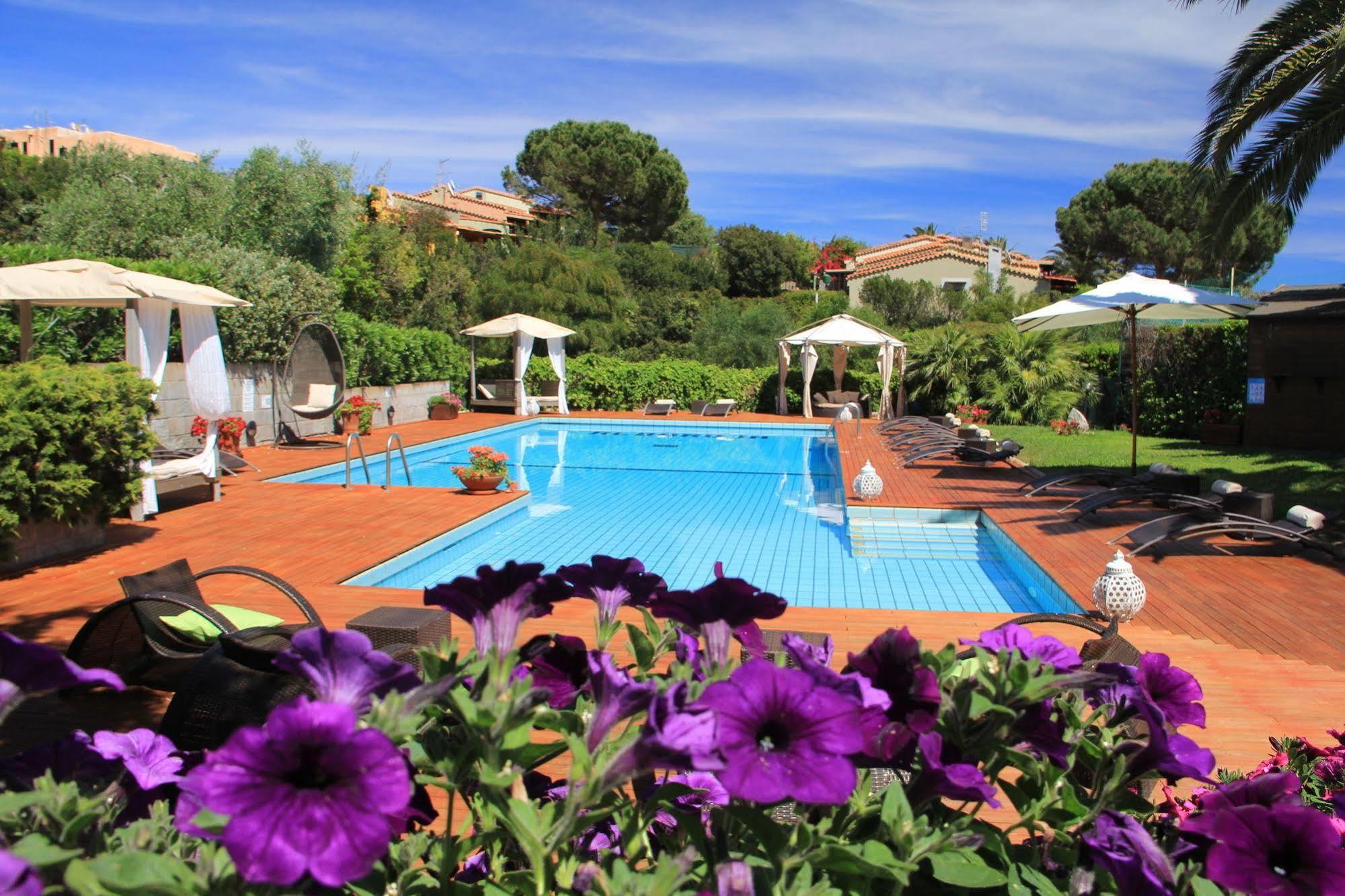 Albaruja Hotel Costa Rei Dış mekan fotoğraf